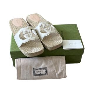 GUCCI Interlocking G Leather Cut Out Espadrille Sandals White Size 39.5 NEW